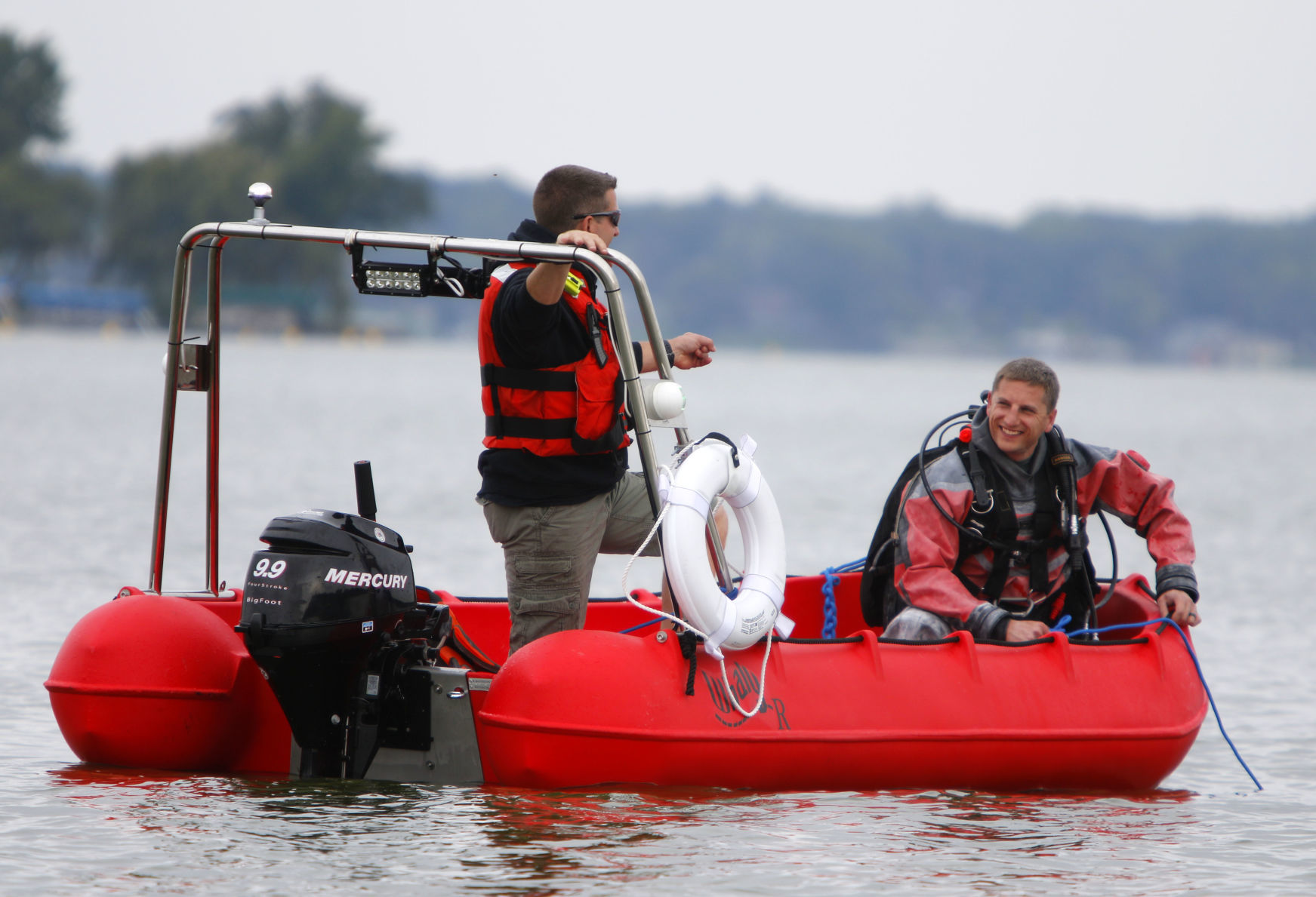 Gallery: Dive crews train on Cedar Lake